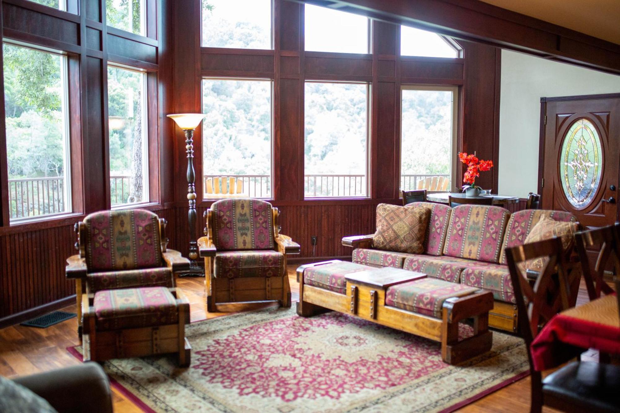 Riverfront Property With Waterfalls Near Yosemite And Bass Lake โอกเฮิร์สต์ ภายนอก รูปภาพ